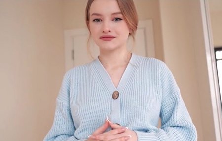 Девушке понравилось что брат дрочил на порнуху с её участием и даёт по трахать.